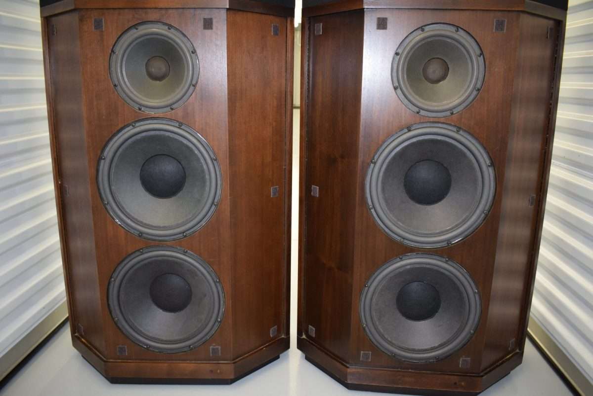 McIntosh Speakers - Model: XR-19 - Image 12