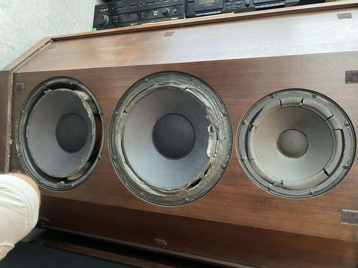 McIntosh Speakers - Model: XR-19 - Image 52